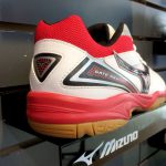 GIÀY CẦU LÔNG MIZUNO GATE SKY TRẮNG ĐỎ